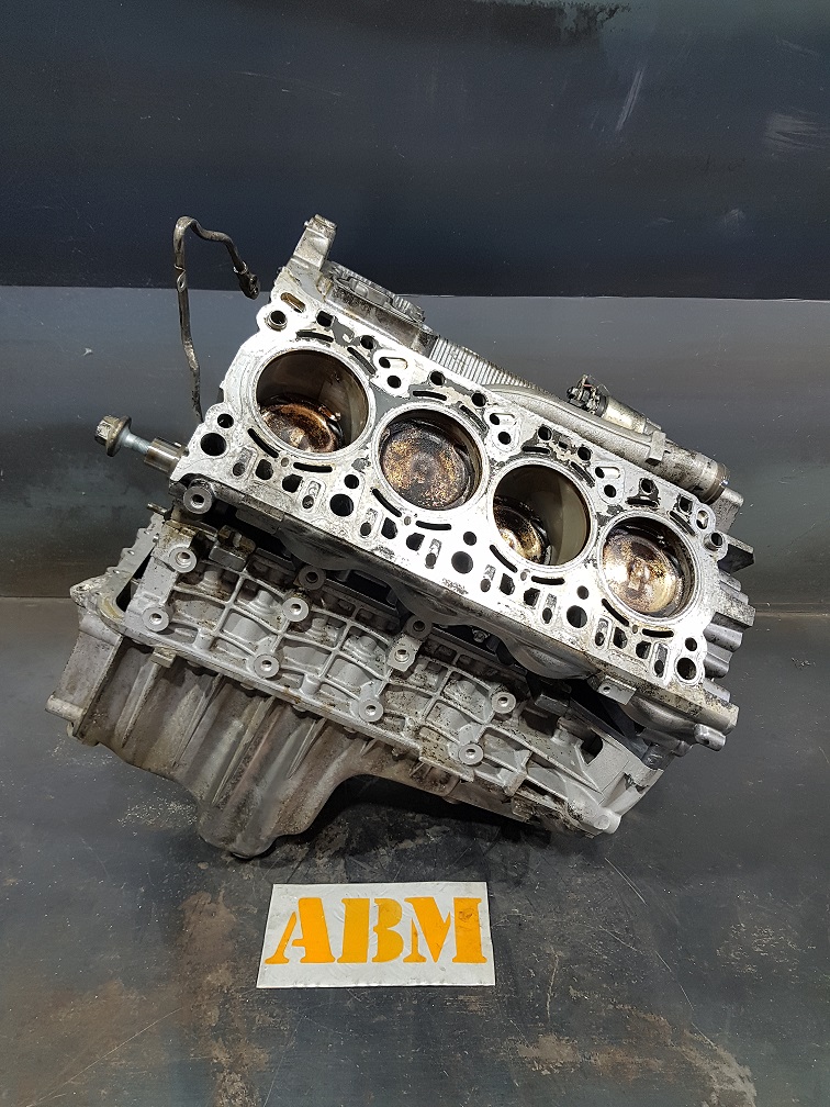 Bas moteur Porsche Cayenne 4.5 Turbo M4850 Abm